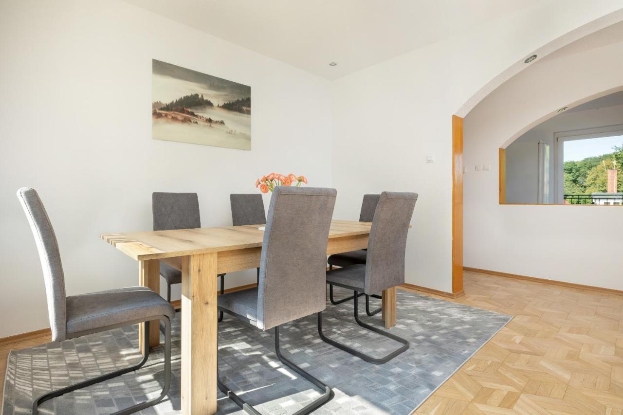 Bright & Spacious Family Apartment In Miedzyzdroje With Parking And 3 Balconies By Noclegi Renters Exterior photo